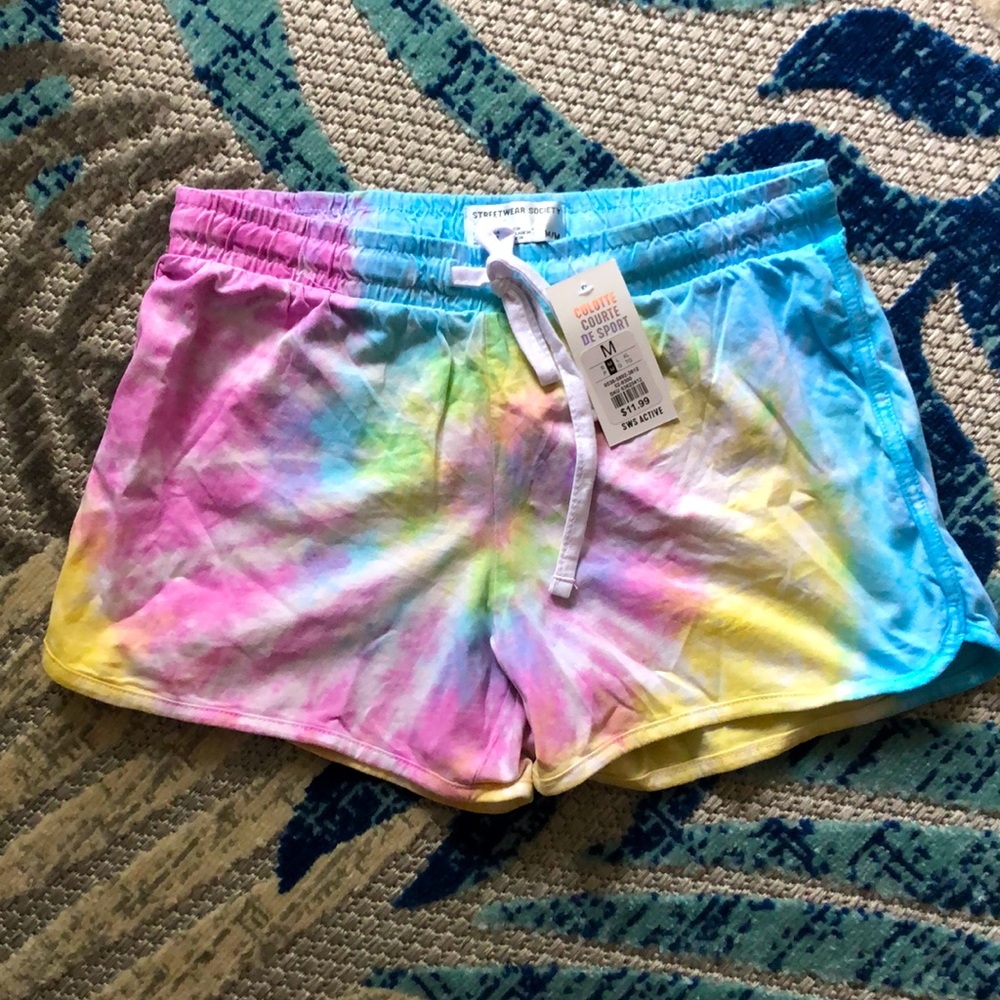 NWT Society Streetwear Casual Shorts Size M